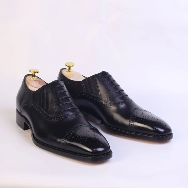 Black brogue toe cap Oxfords - Image 2
