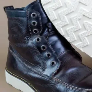 Eyelet Replacements